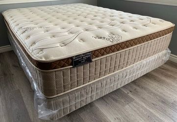 King Organic Cloud Edition Europillow Top 12inch Matres!!