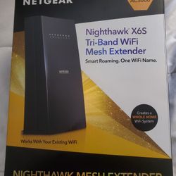 Nighthawk X6S WiFi Extender 