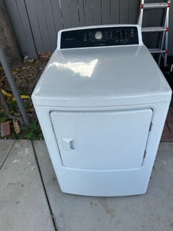 FREE Frigidaire dryer *HEATING UNIT DOES NOT WORK*