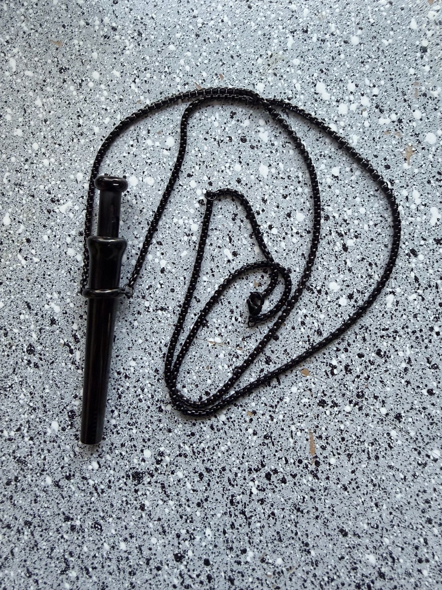 Incognito Bump Straw Pendant Necklace Snuff Tool Jewelry SNOGO Clone black