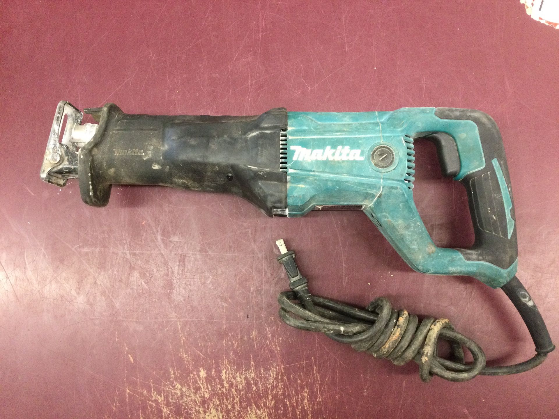 Makita Heavy Duty Reciprocating Saw / Sawzall