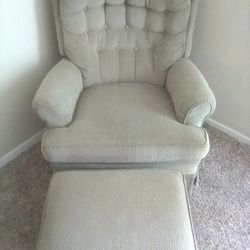 Rocking Chair With Foot Stool 