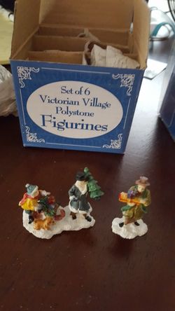 6 pc Victorian village polystone figures