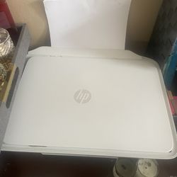 HP DeskJet 2752 Printer
