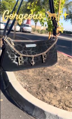 New viral babyphat purse