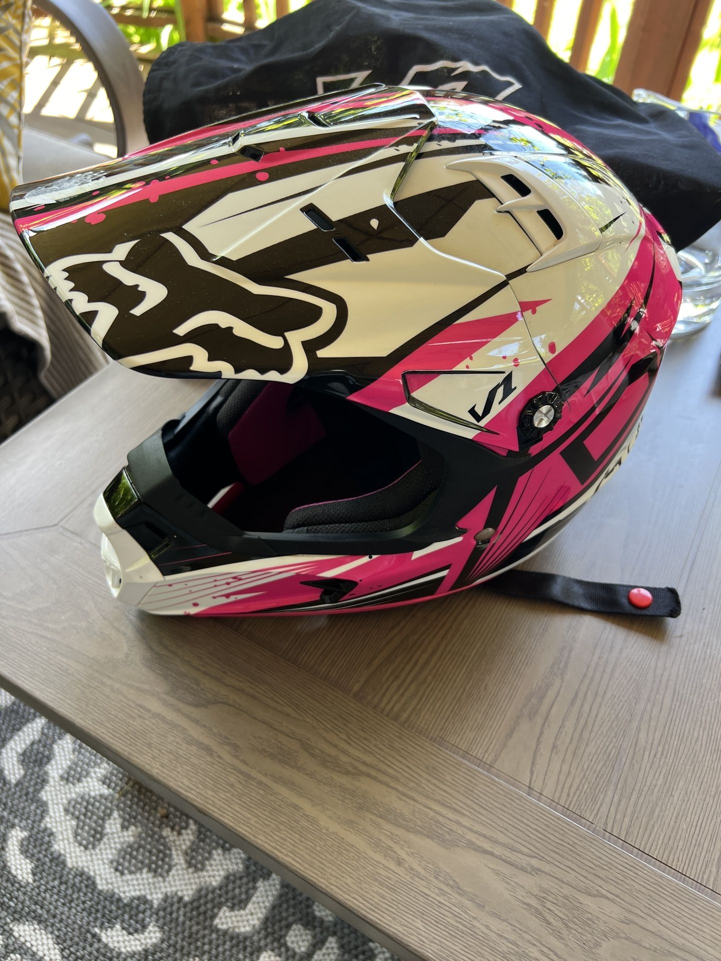 Fox V1 Dirt bike Helmet
