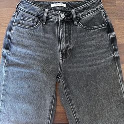 Women’s Pacsun Mom Jeans Size 23