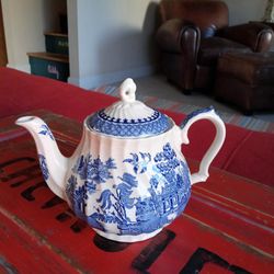 Sadler England Teapot