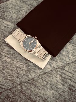 Stainless steel business casual watch