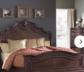 Cal King Solid Wood Bedroom Set