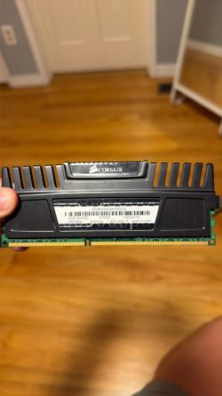 Corsair RAM 32GB DDR4 6400MHz