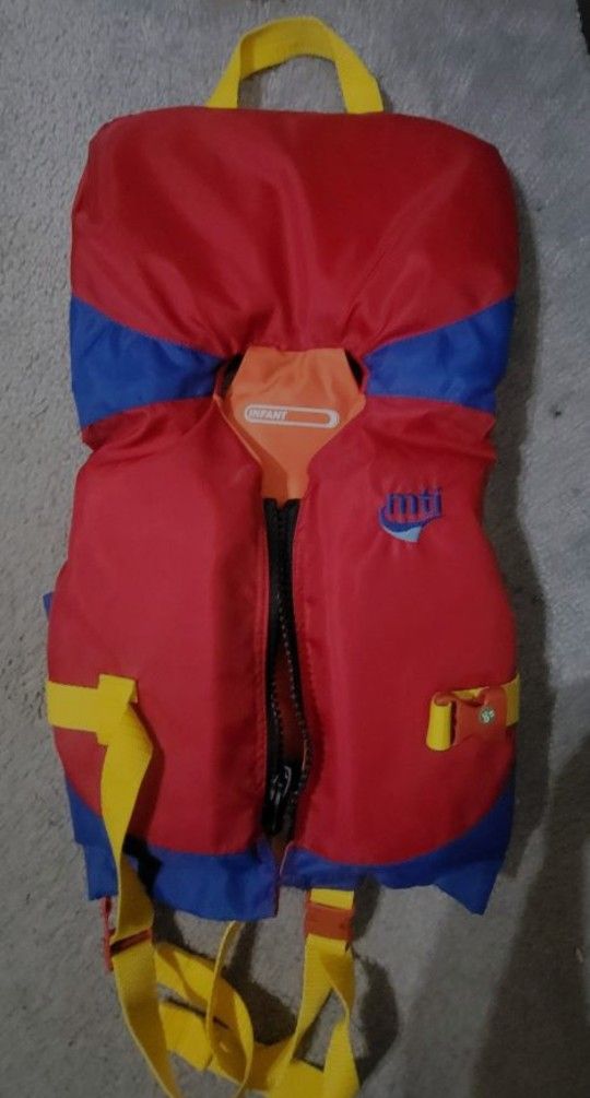 MTI Infant Life Vest