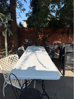 8 ft Table (white)