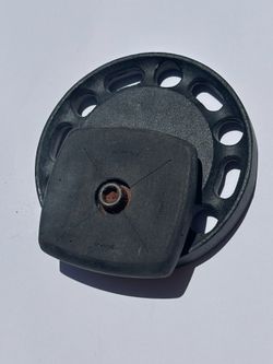 Climbing grip finger trainer