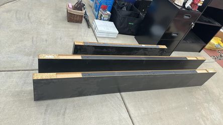 Floating shelf