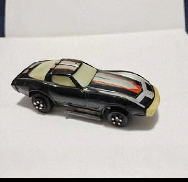RARE Vintage 1980 Kidco Chevy Corvette Glow Black Burnin Key Car 1/64