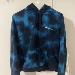 Woman’s Assorted Clothes 