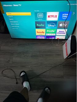 Roku TV 200$