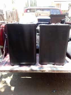 NEW NEW NEW.,...W/Covers and stands. NUEVAS NUEVAS CON SIS COVERS Y STENS NUEVOS