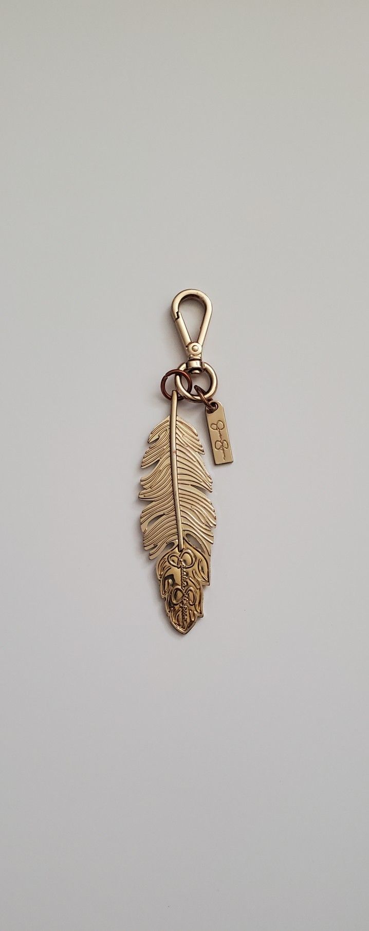 Jessica Simpson feather purse charm hang tag keyring keychain bag clip