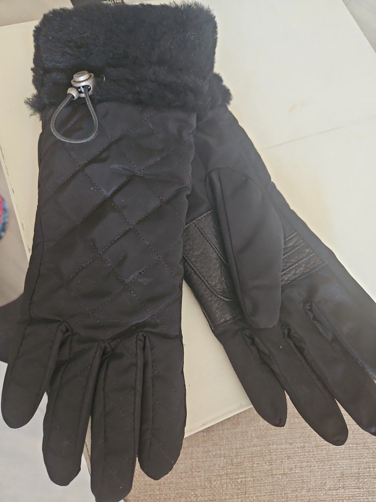 UGG Womens Winter Gloves 