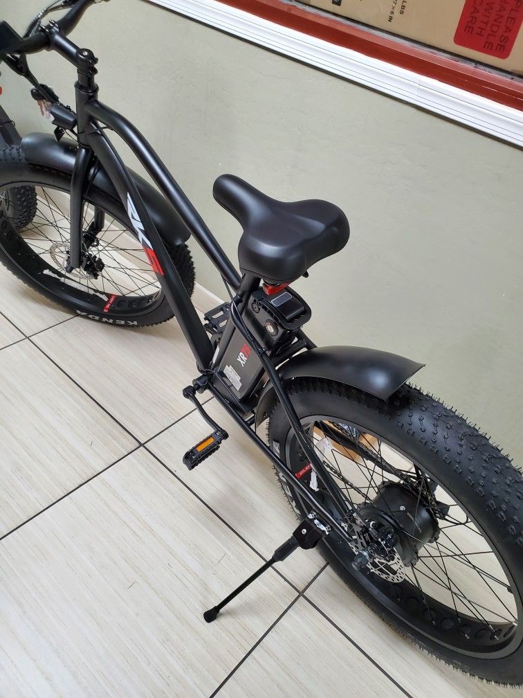 750W 22MPH Electric Mountain Bike with 700Wh Battery, speed and