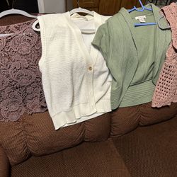 SWEATER VESTS-4