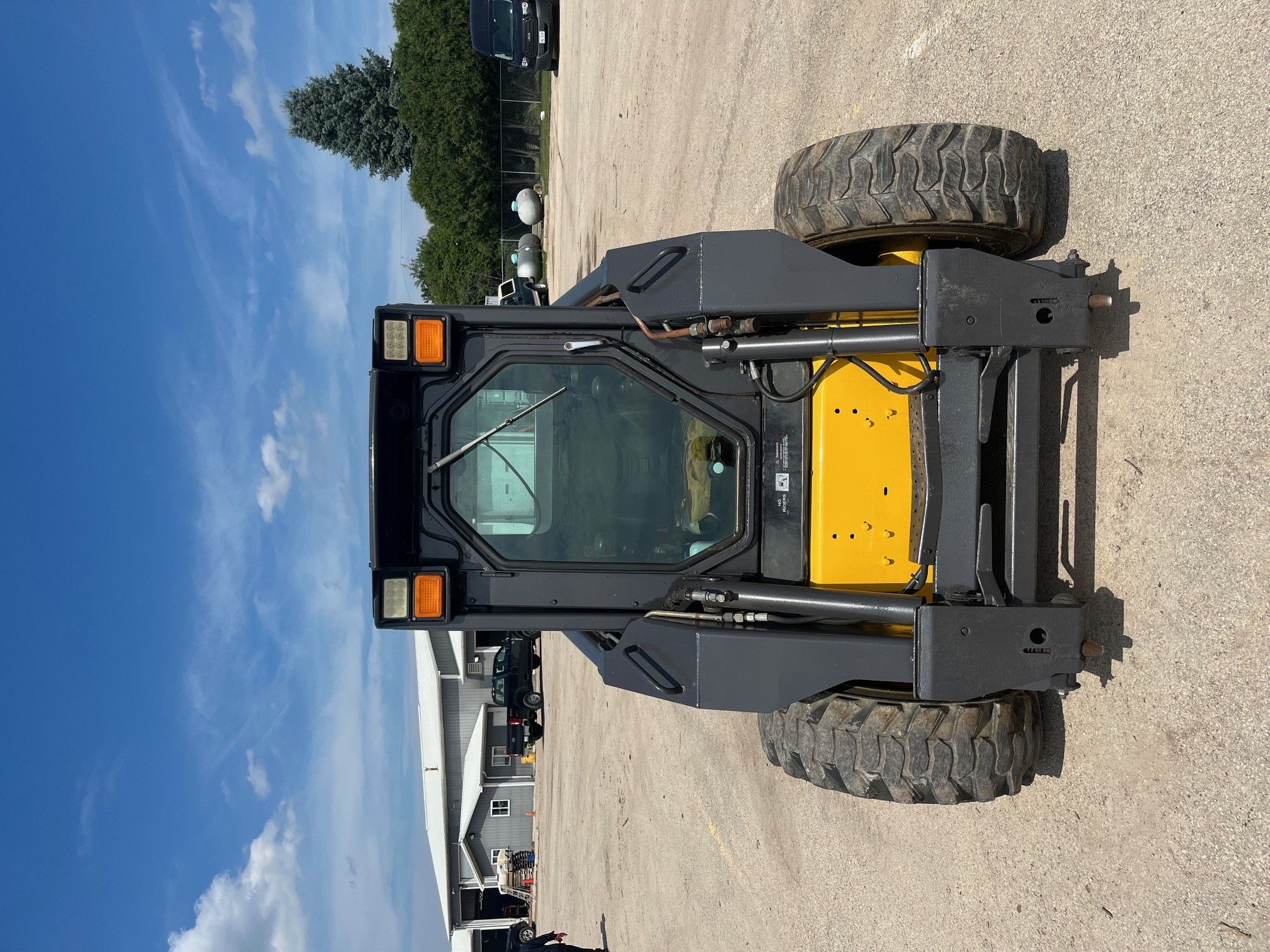 2004 LS180 New Holland Skid Steer C-181