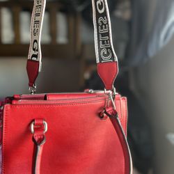Crossbody Guess 😻