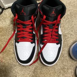 Air Jordan Mids