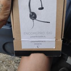 2 Pair Of Encorepro 510 Plantronics HW510