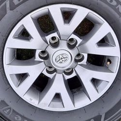 16” Toyota Tacoma Aluminum Wheel