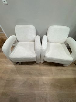 Accent chairs