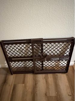 Baby gate