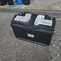 Mercedes H7  BATTERY