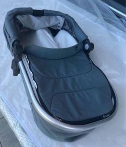 $85 Firm Uppababy Bassinet for sale