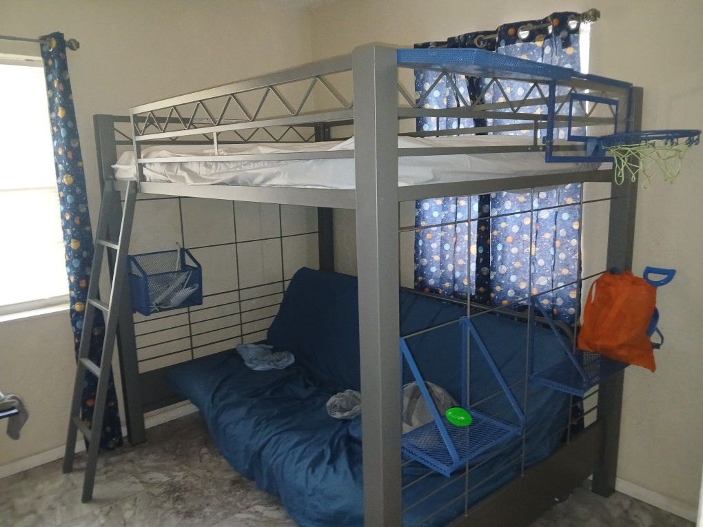 Rooms To Go Full Size Bunk bed Fulton