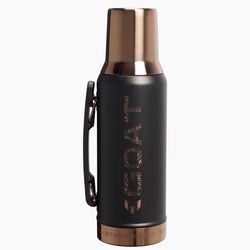 The Messi X Stanley High Precision Flow Mate System 1.3QT Messi GOAT Black