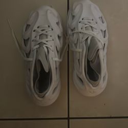 Adidas Ortholite Size 4