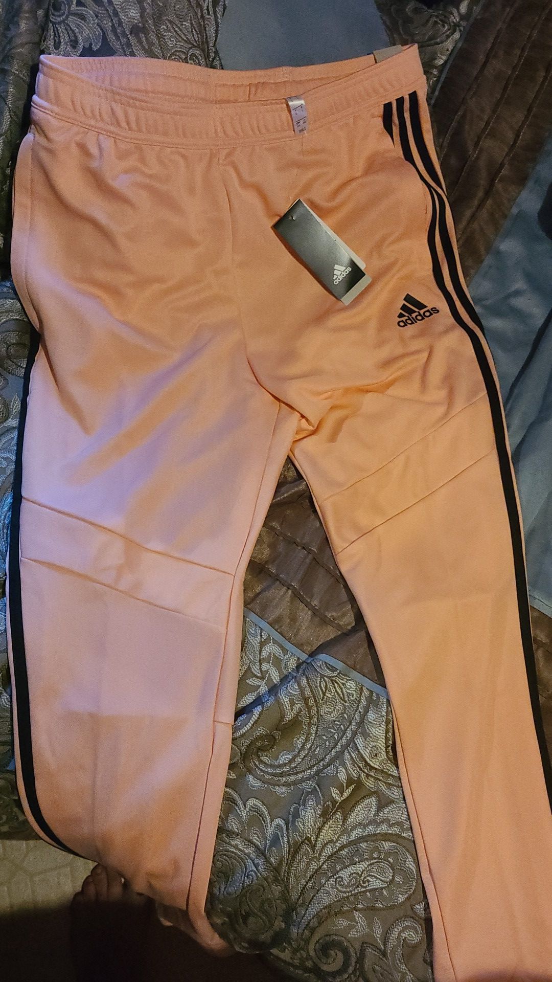 Adidas tapered fit large
