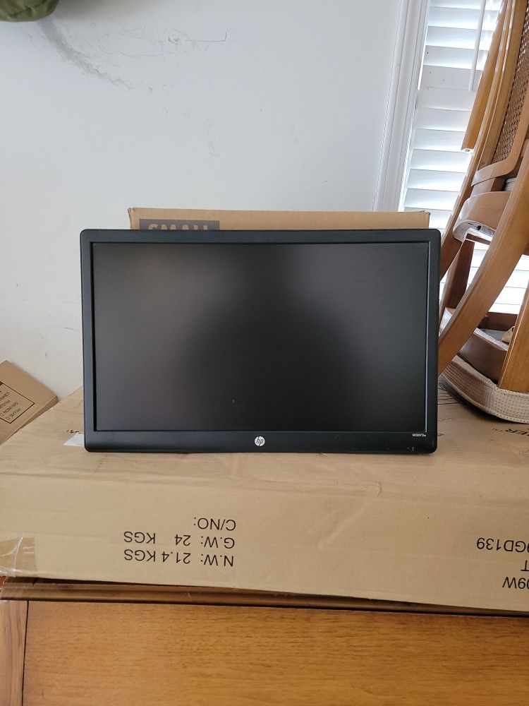 Hp W2072a Computer Monitor