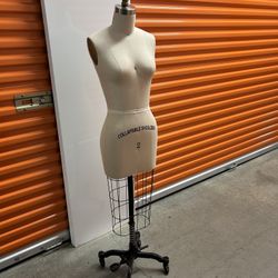 Size 2 Professional Dress Form