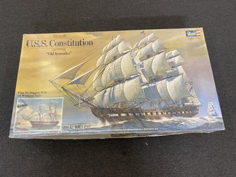 Revell USS Constitution Old Ironside Ship 1:96 Scale 1976 Plastic Model Kit H398