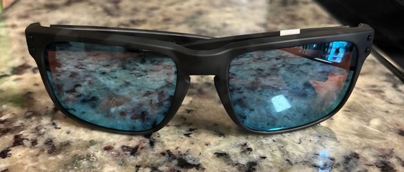 Oakley Holbrook Sunglasses