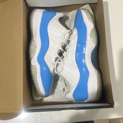 Nike Jordan 11 Size 9