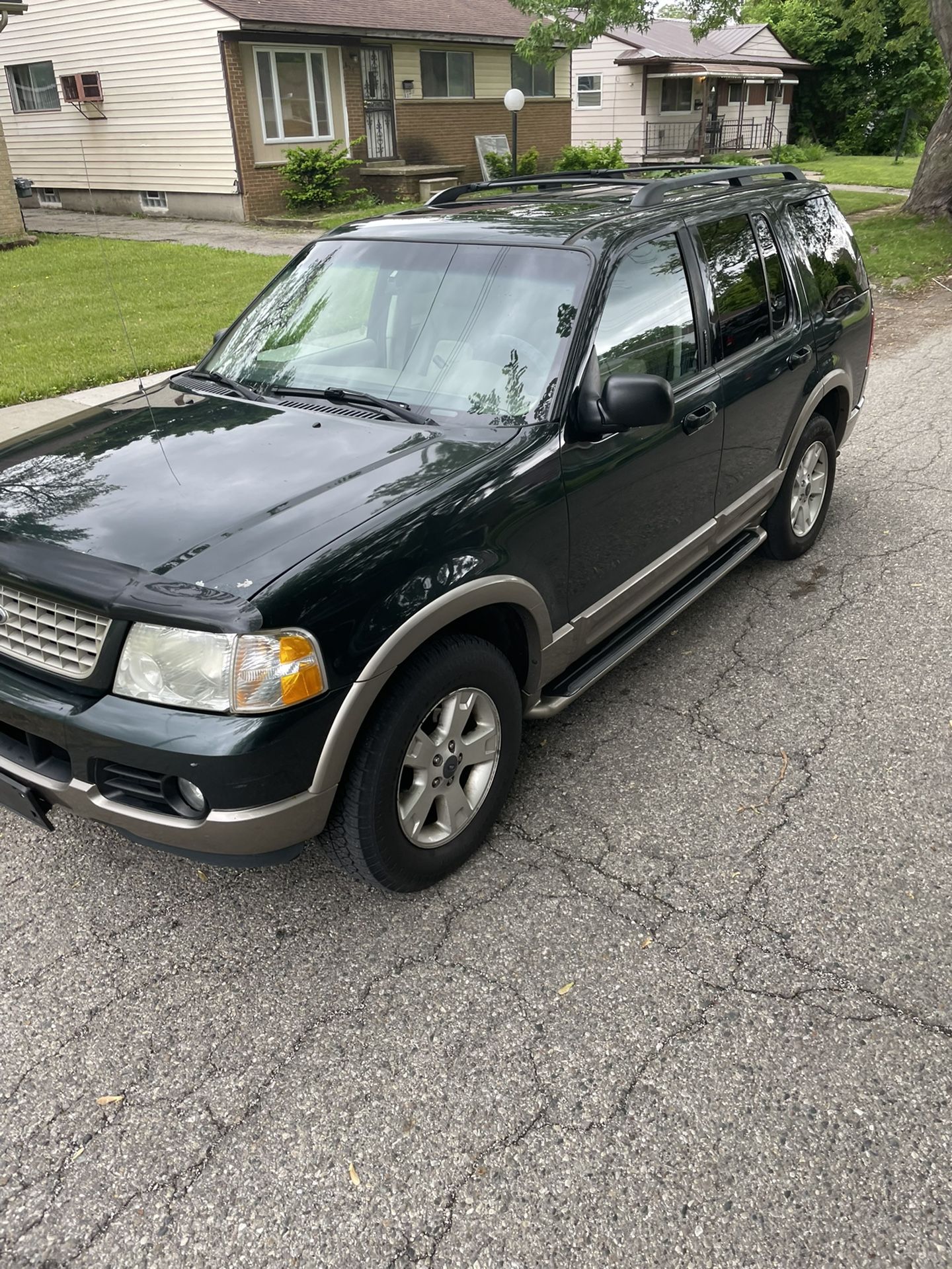 2005 Ford Explorer