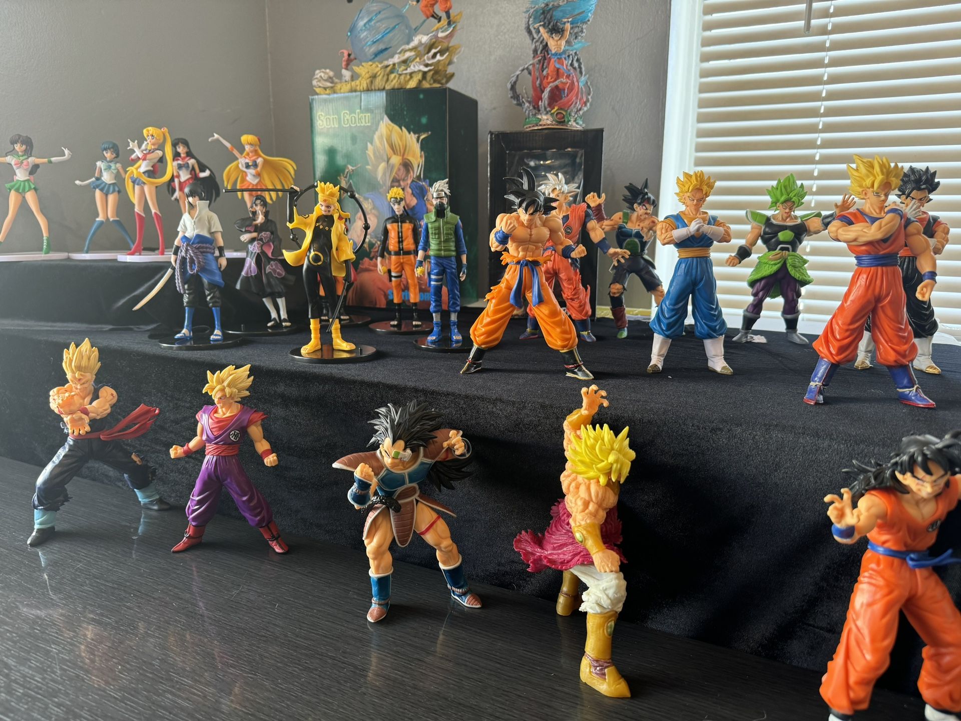DRAGON BALL , NARUTO , SAILOR MOON ActionFigures