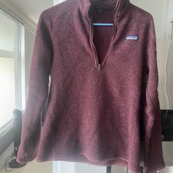 Patagonia Quarter Zip. Women’s size M