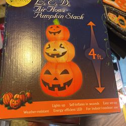 Halloween Inflatable Decorations