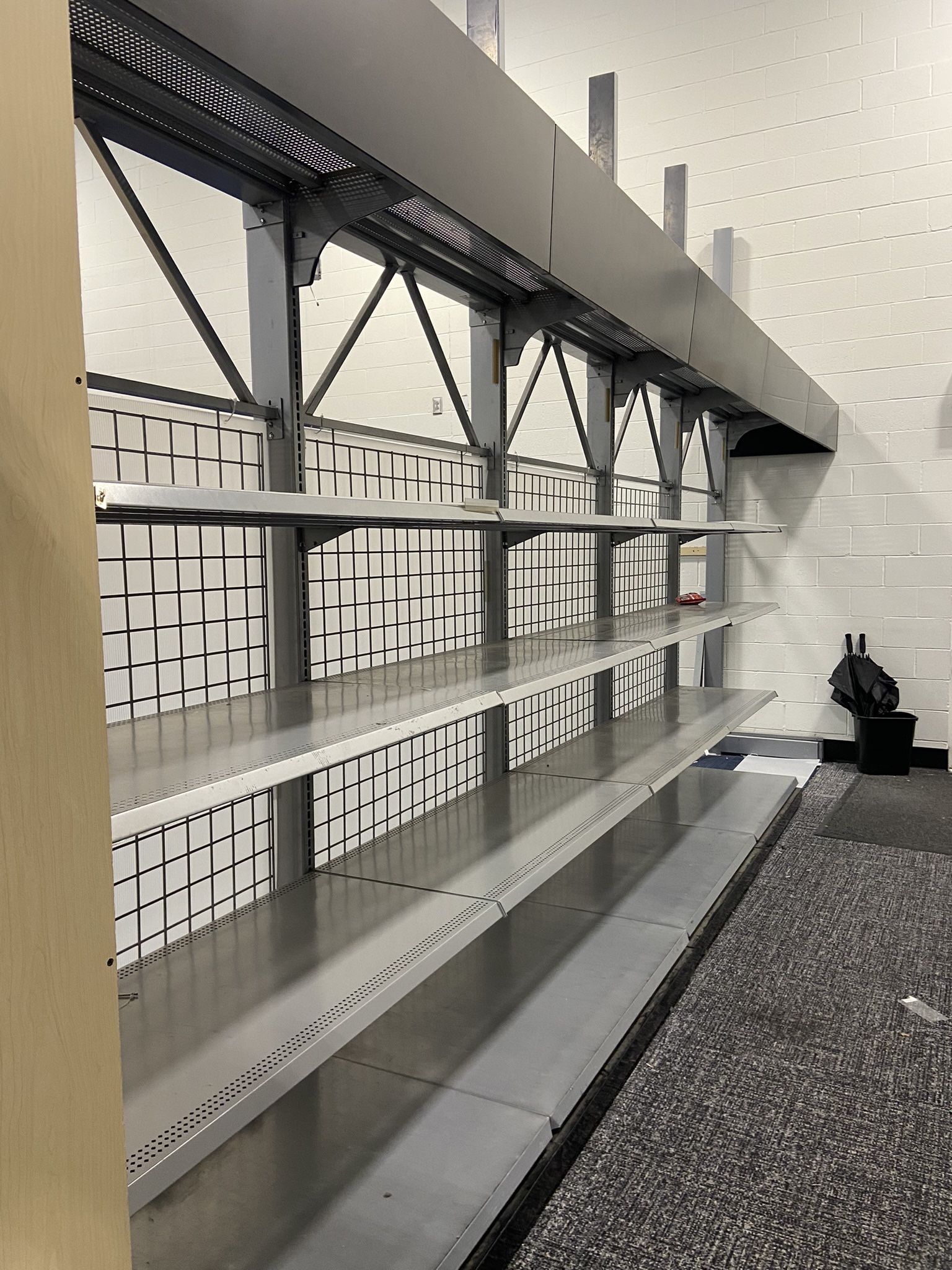 HEAVY DUTY STORAGE SHELVING